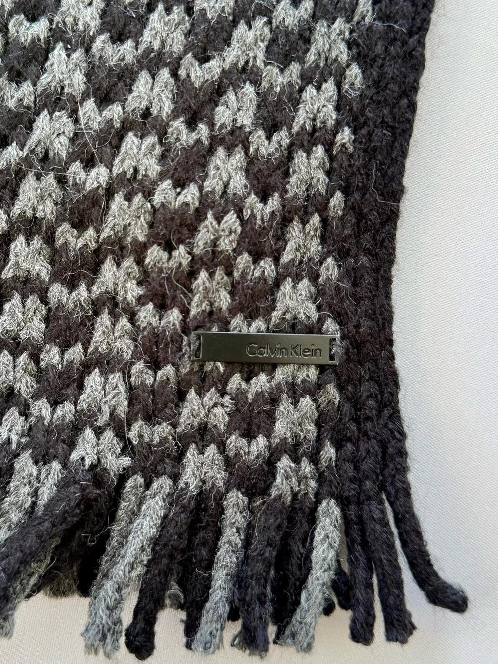 Calvin Klein Black & Gray Houndstooth Knit Scarf